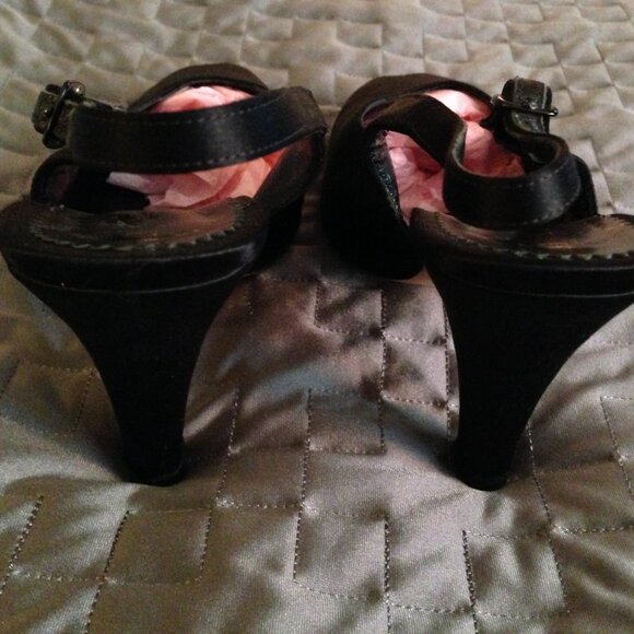 NWOB - Black Satin Peep Toe Pumps by Marni - Picture 10 of 12